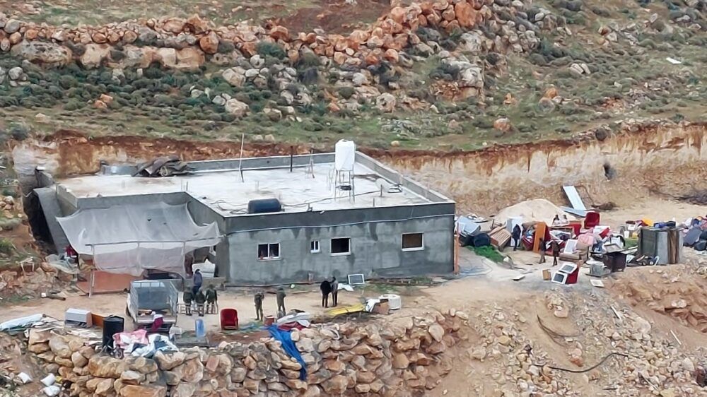 الاحتلال يهدم منزلين في قرية دوما جنوب نابلس