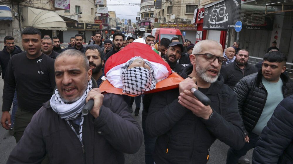 نابلس: تشييع جثمان المُسنّ شوكت عناب