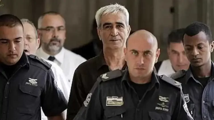 17 عاما على اعتقال أحمد سعدات ورفاقه