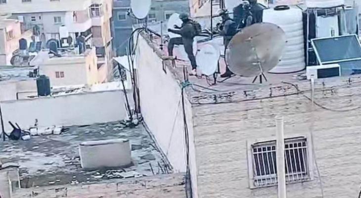 الاحتلال يأخذ قياسات منزل عائلة الزلباني في عناتا تمهيدا لهدمه