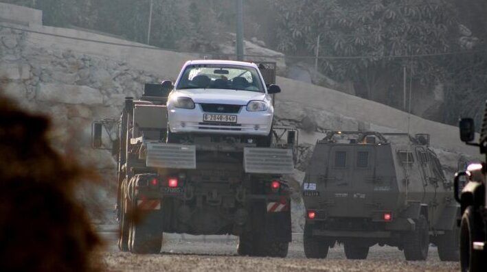 الاحتلال يستولي على مركبة بالقرب من حاجز الجلمة العسكري