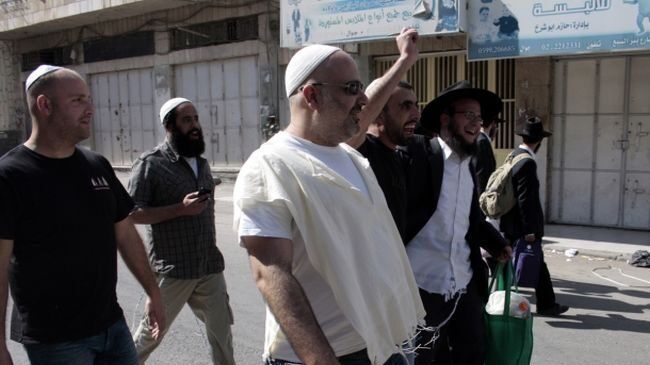 إصابة مواطنة في هجمات للمستوطنين جنوب نابلس