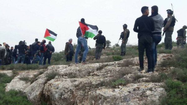 آلاف المستوطنين يقتحمون جبل صبيح جنوب نابلس