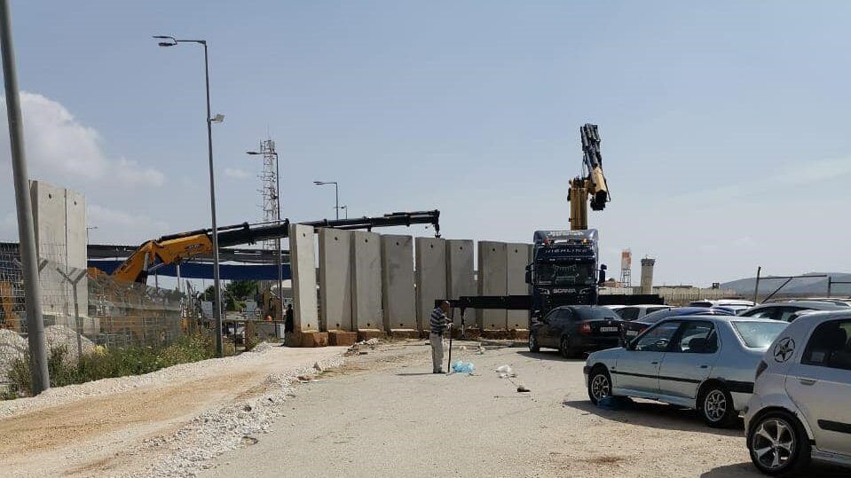 الاحتلال يواصل بناء مقطع من جدار الفصل العنصري شمال شرق جنين