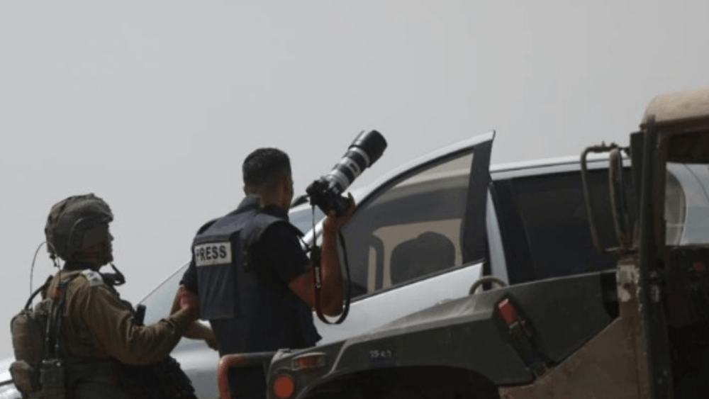 في اليوم العالمي لحرية الصحافة: 220 انتهاك ارتكبته الاحتلال بحق الصحفيين ومؤسساتهم خلال الربع الأول من 2023