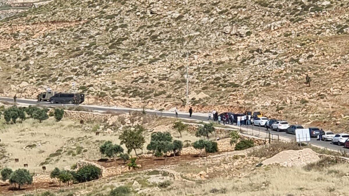 الاحتلال يواصل إغلاق المغير