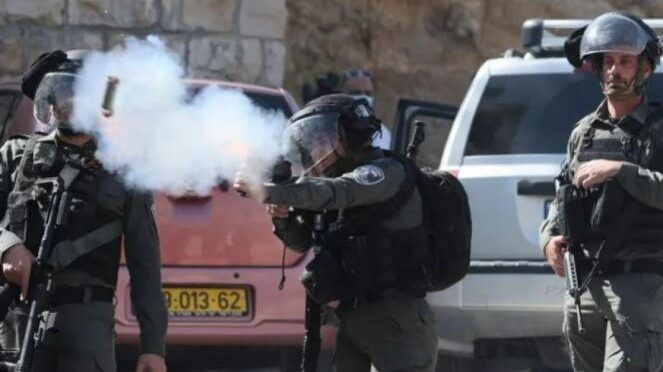 إصابات إثر اعتداء الاحتلال على المواطنين وسط الخليل