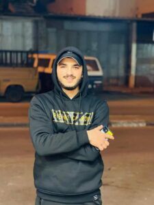 الشاب يوسف منصور ، سامر عبد اللطيف عابد