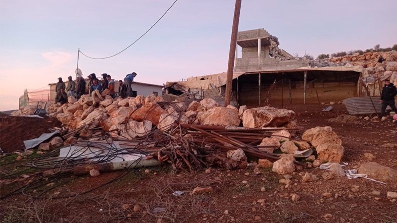 الاحتلال يهدم غرفة زراعية في دوما جنوب نابلس