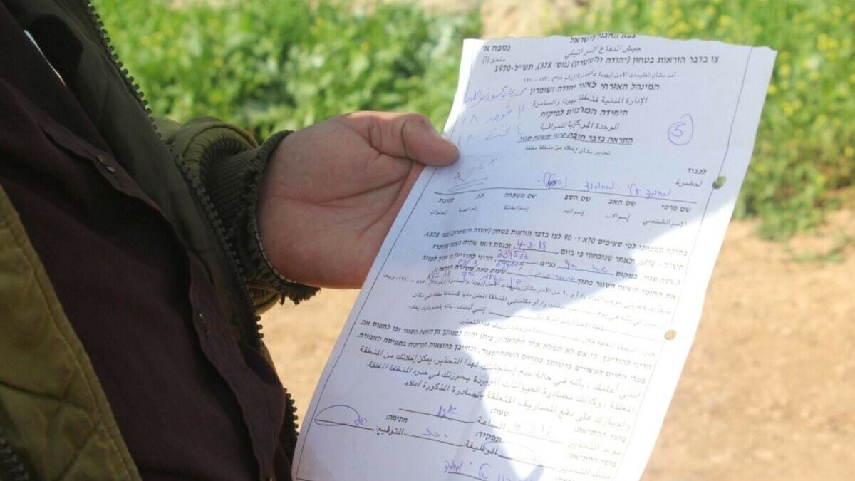 الاحتلال يخطر بوقف العمل في شبكة مياه جنوب الخليل