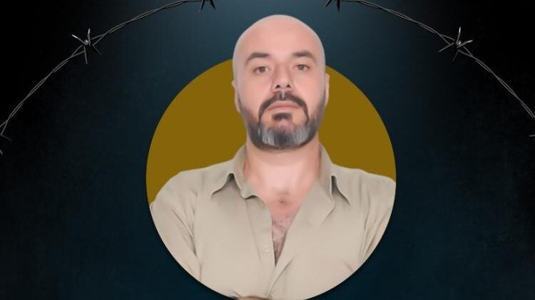 آلام حادة تمنع الأسير علي الرجبي من النوم والعلاج حبة مسكن