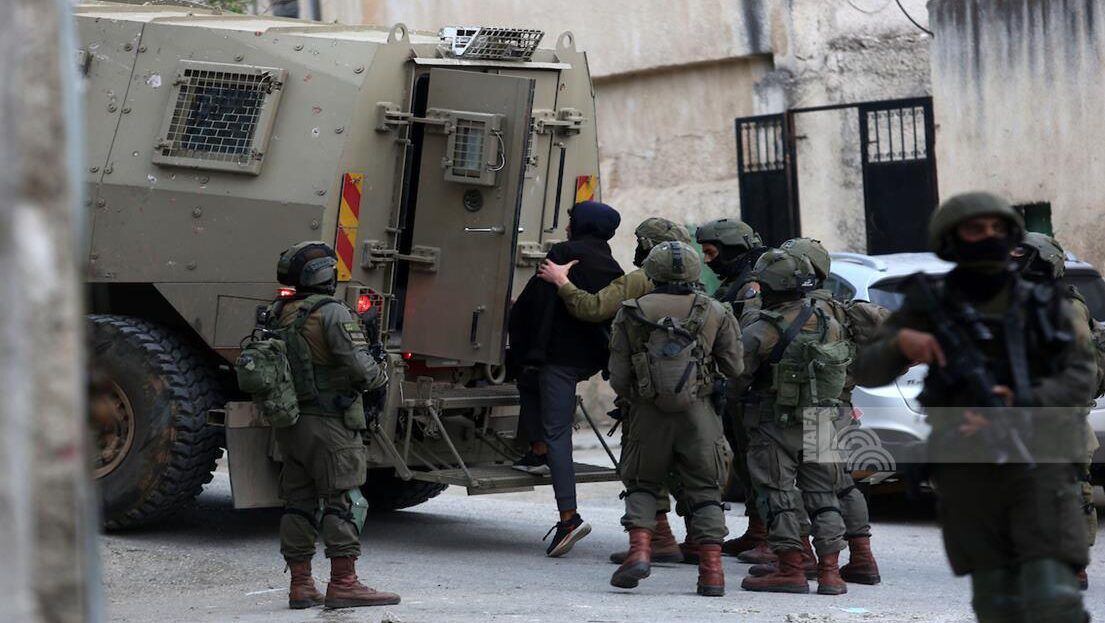 الاحتلال يعتقل 9 مواطنين من الضفة