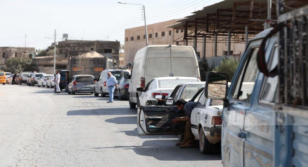 الاحتلال يغلق حاجز بيت فوريك ويقتحم المنطقة الشرقية من نابلس