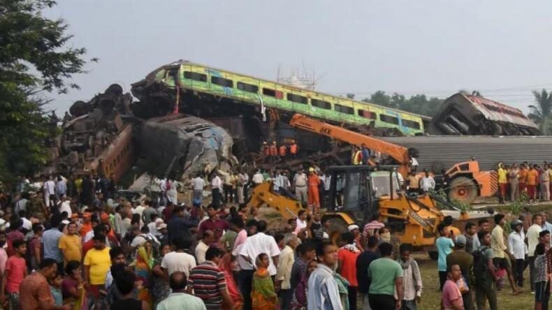 288 قتيلا وأكثر من 900 مصاب في تصادم قطارين شرقي الهند