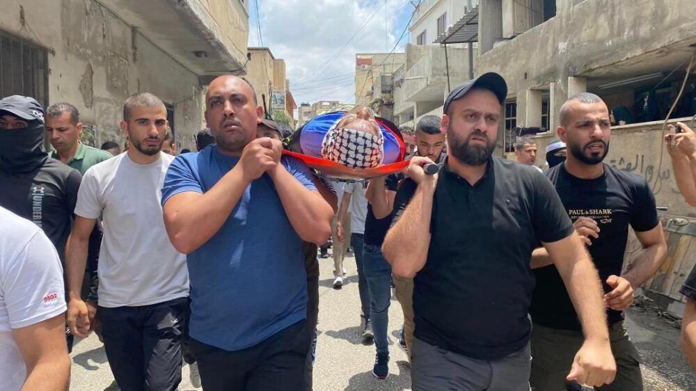 موكب مهيب في وداع الشهيد أمجد الجعص في مخيم جنين