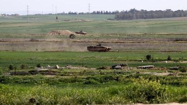 الاحتلال يستهدف المزارعين شرق خان يونس