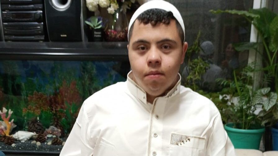 الاحتلال يستدعي مقدسياً مصاباً بمتلازمة داون للتحقيق معه