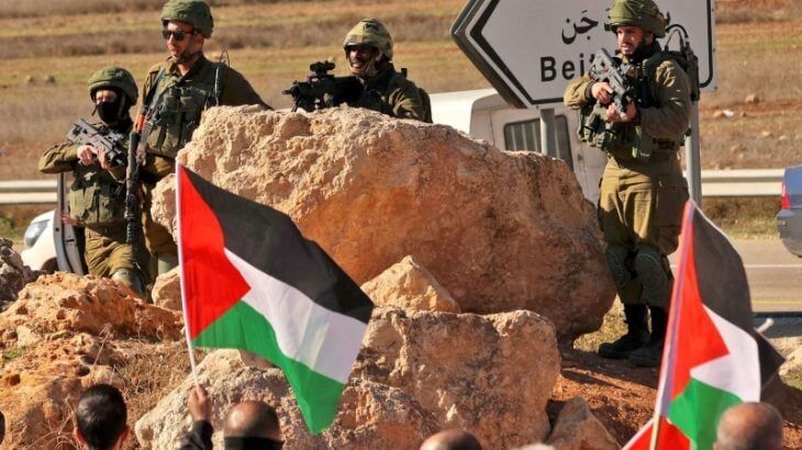 فلسطين تكنس الاحتلال بنفسها