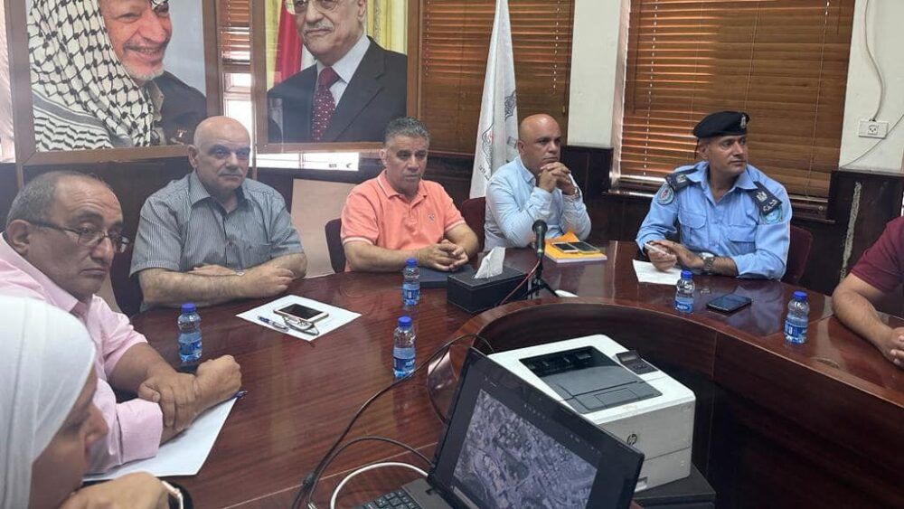 بلدية نابلس تعقد اجتماع لجنة السير في محافظة نابلس