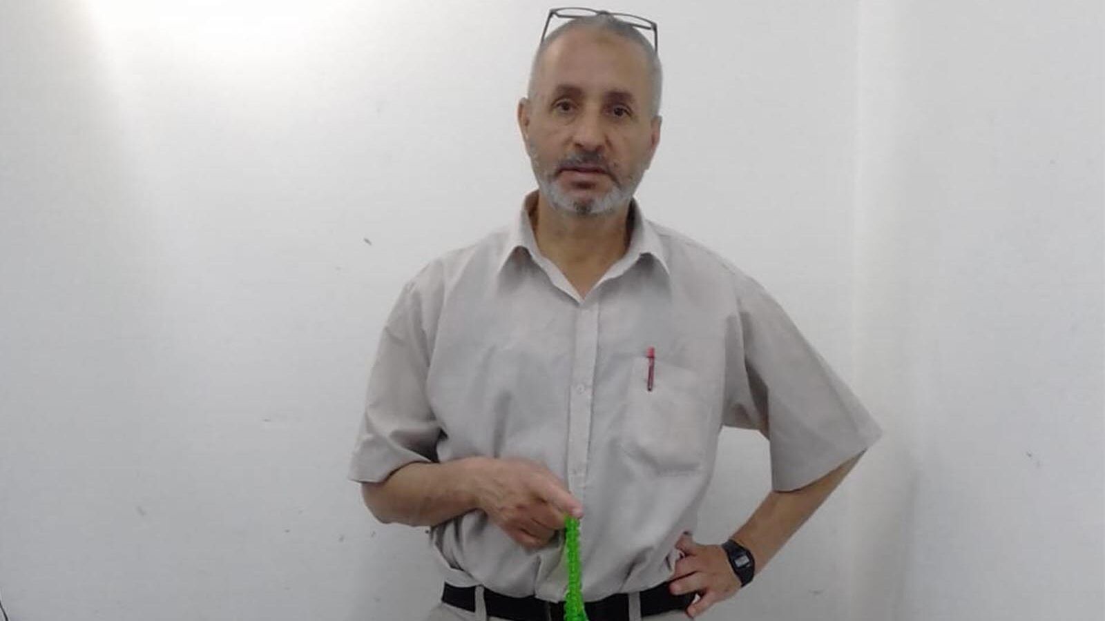 توتر في سجن النقب بعد تدهور صحة الأسير المسن رائد بدوان