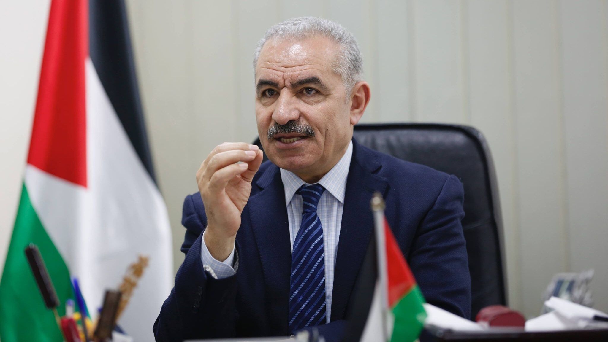 اشتية خلال افتتاحه العام الدراسي: التعليم في فلسطين نوعي