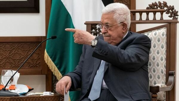 تقاعد المحافظين والتفسيرات السلبية