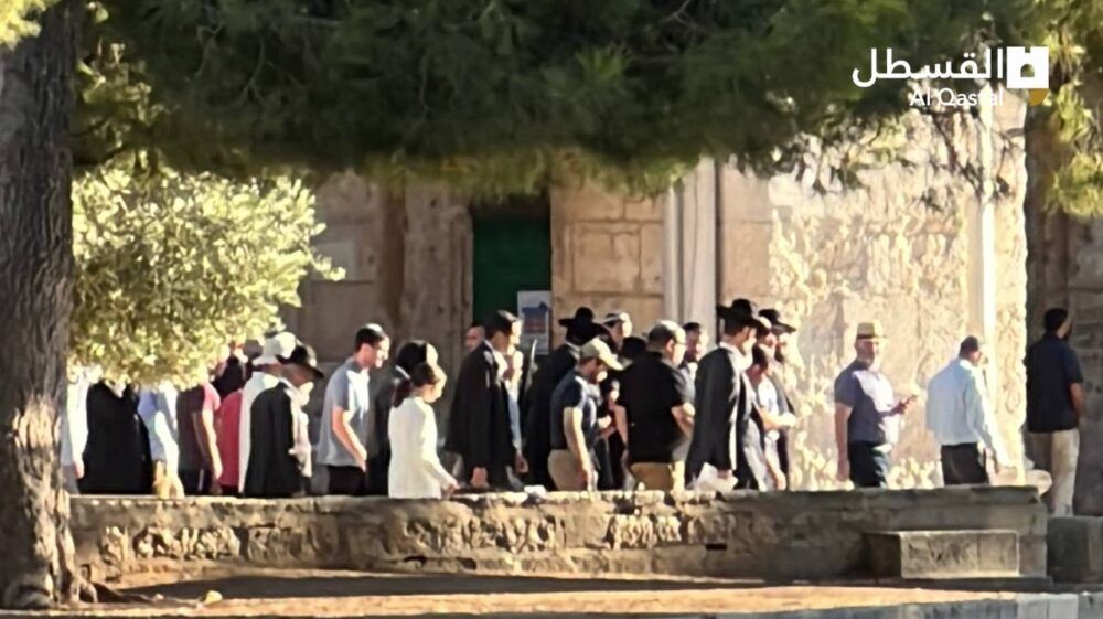 مستوطنون يقتحمون "الأقصى"