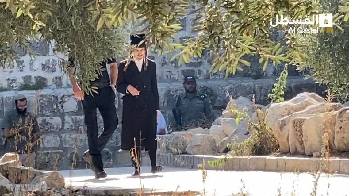 مستوطنون يقتحمون المسجد الأقصى المبارك