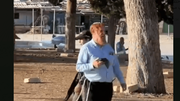 فيديو: المتطرف يهودا غليك يقود اقتحام المستوطنين للمسجد الأقصى