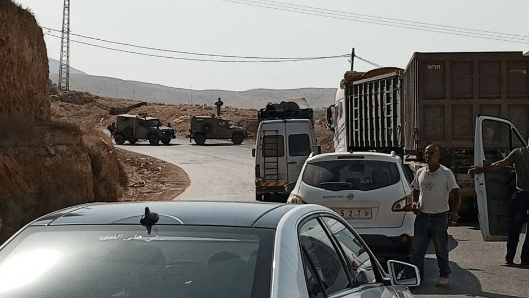 الاحتلال يعرقل تنقل المواطنين في الأغوار