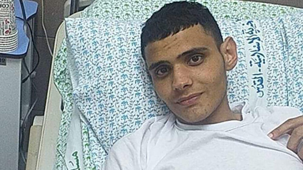 الاحتلال يواصل جريمته بحقّ الأسير الرفاعي المصاب بالسرطان باعتقاله واحتجازه