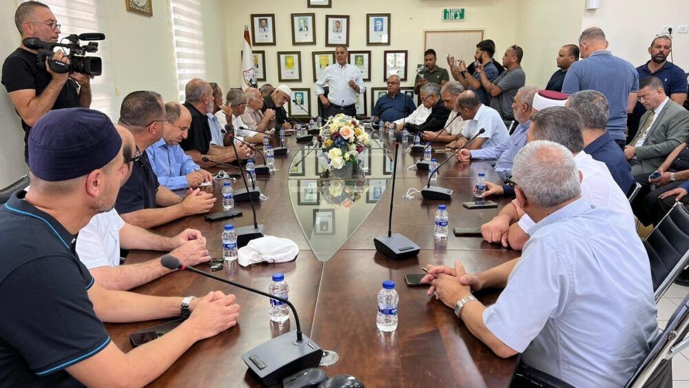 الثلاثاء إضراب عام احتجاجاً على العنف والجريمة في الداخل المحتل