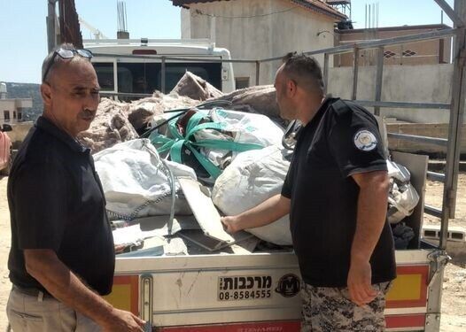 سلفيت: إرجاع شاحنة محملة بنفايات إسرائيلية مهربة