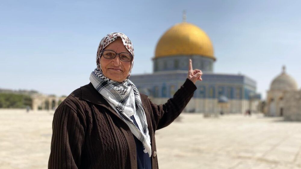 الاحتلال يعتقل مرابطة من القدس القديمة