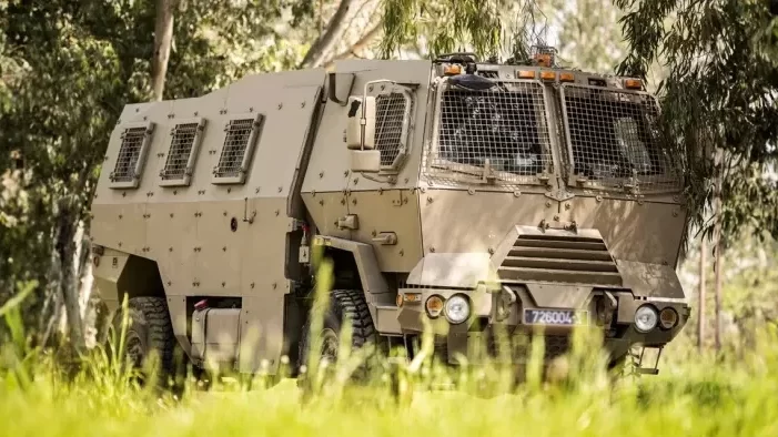 القسام تدمر ناقلة جنود إسرائيلية من طراز "بانثر"