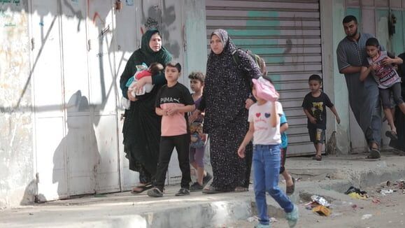 "آكشن إيد": خيارات مستحيلة لـ50 ألف امرأة حامل في قطاع غزة