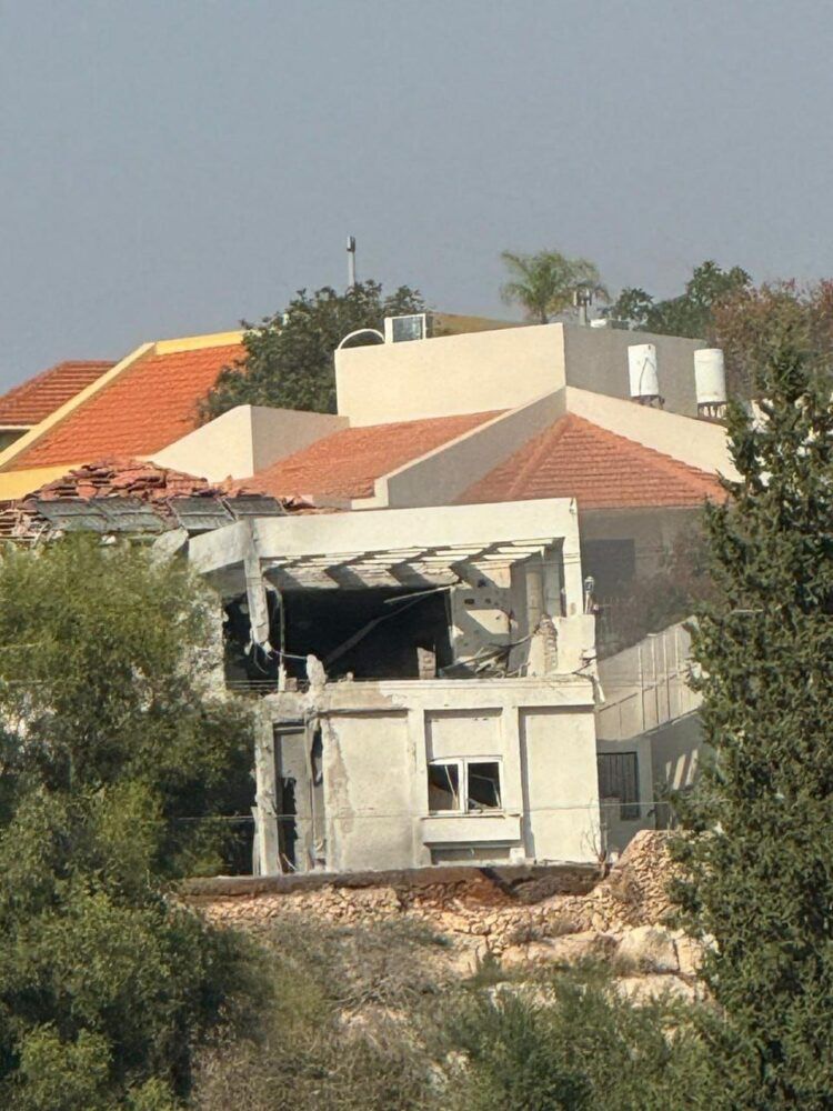 القسام يوجه ضرب صاروخية واسعة: إصابة مستوطنين شمال الضفة