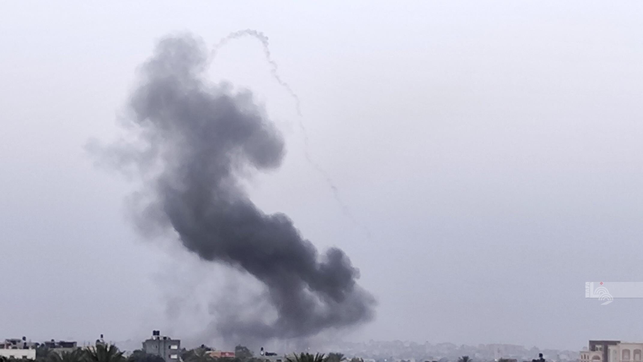 طائرات الاحتلال تقصف أرضاً زراعية وموقعاً في بيت لاهيا