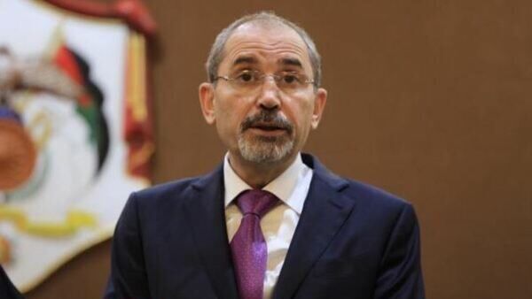 الصفدي : نرفض إدارة غزة بقوات عربية أو دولية ولا يمكن فصل القطاع عن الضفة