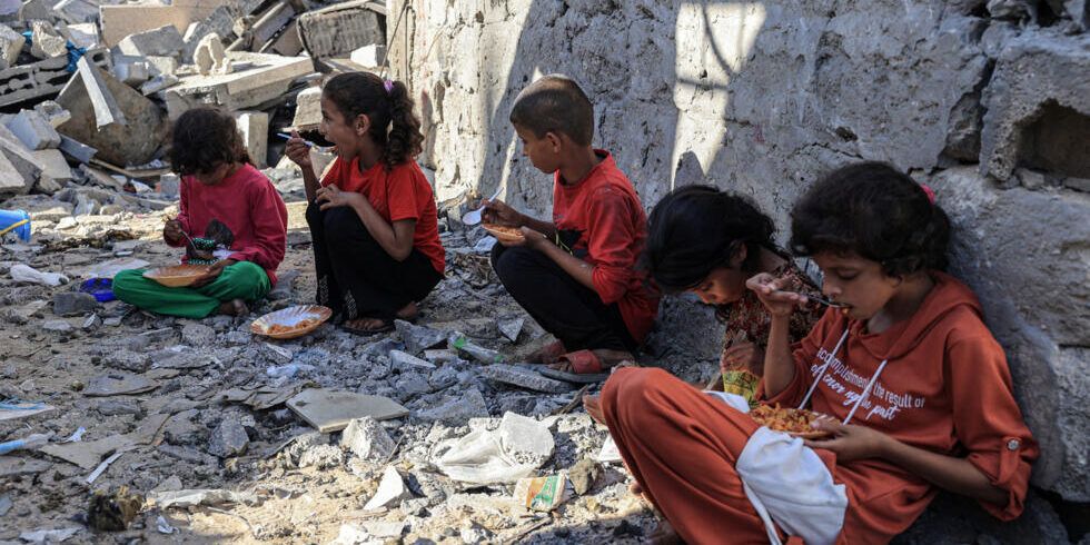 "اليونيسف" تحذر من "مأساة صحية" في قطاع غزة بسبب تفشي الأمراض