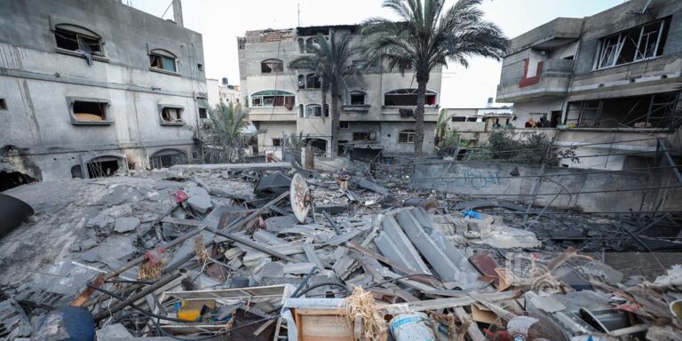 شهداء وجرحى في قصف استهدف منزلا جنوب قطاع غزة