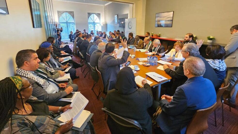 سفراء منظمة التعاون الإسلامي يدينون جرائم الإبادة الجماعية في غزة ويؤكدون محورية القضية الفلسطينية