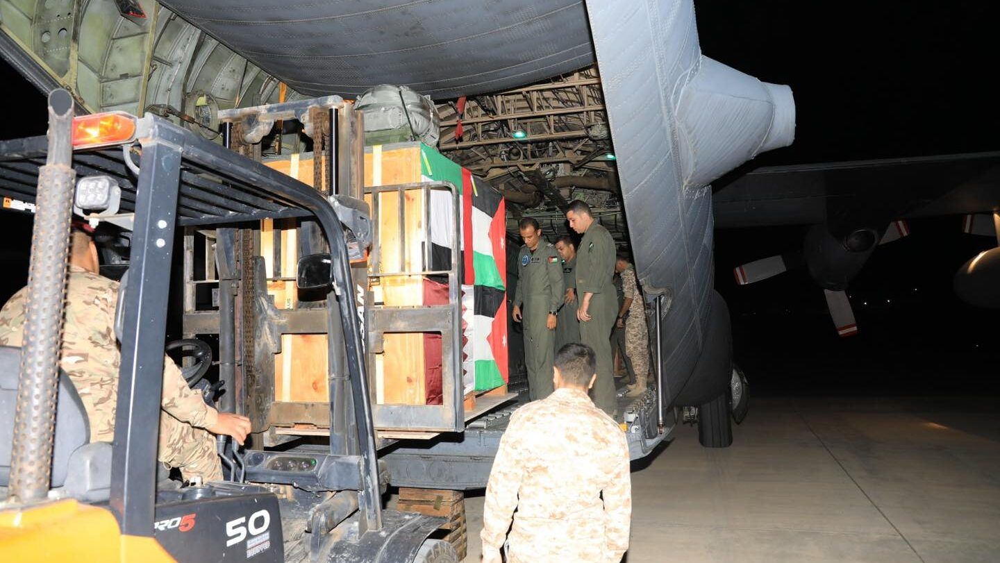 الأردن يعلن إنزال مساعدات طبية عاجلة جواً إلى غزة للمرة الثانية