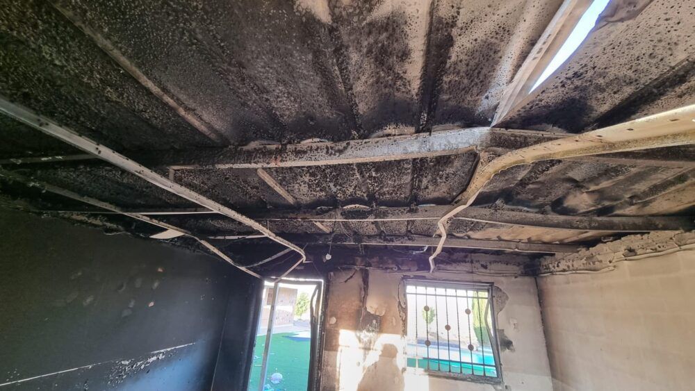 احراق مدرسة زنوتا