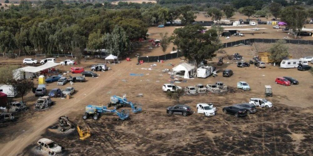 هآرتس: مروحية إسرائيلية قتلت المستوطنين في "مهرجان الطبيعة" وليست حماس