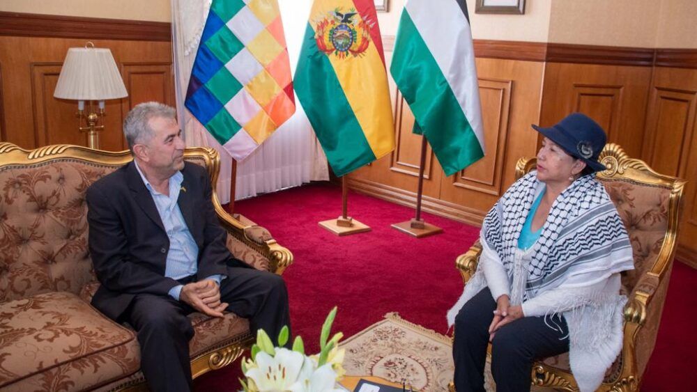 عقب تسلمها مهامها: وزيرة خارجية بوليفيا تؤكد موقف بلادها الداعم للحقوق الفلسطينية