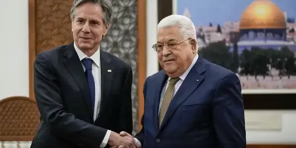 الرئيس لِـ بلينكن: نطالب بوقف العدوان على شعبنا والإسراع بتقديم المساعدات الإنسانية