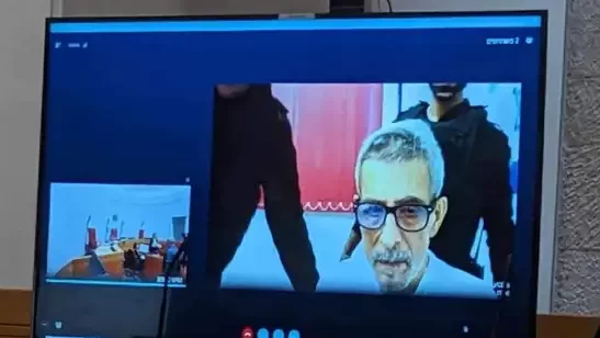 عائلة الأسير وليد دقة: مجريات جلسة محاكمته تكشف عن نية المحكمة رفض التماس الإفراج المبكر عنه