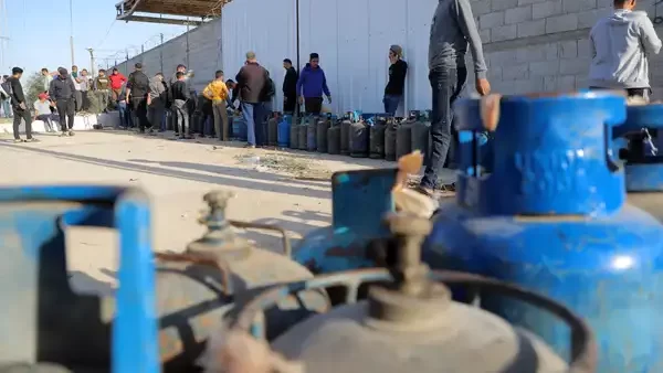 وفد حكومي قطري يزور غزة لبحث تسريع تدفق المساعدات الإنسانية