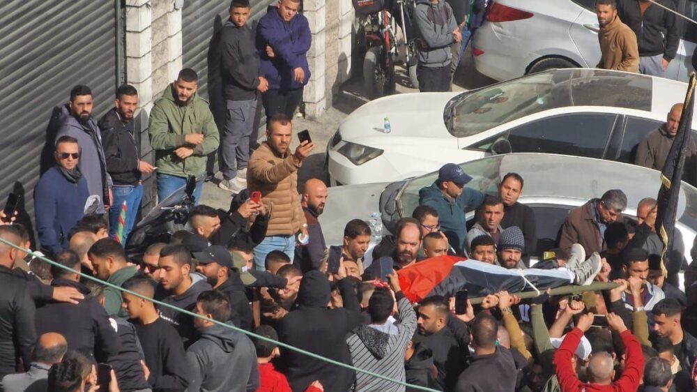 تشييع جثمان الشهيد عمر اللحام إلى مثواه الأخير في بيت لحم